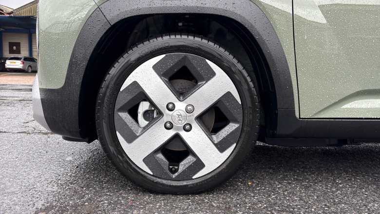 Hyundai INSTER 85kW 02 49kWh 5dr Auto Electric Hatchback